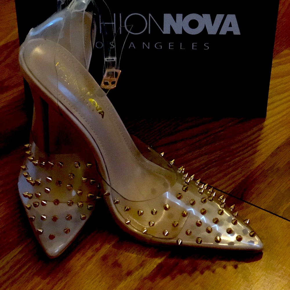 New in box size 8